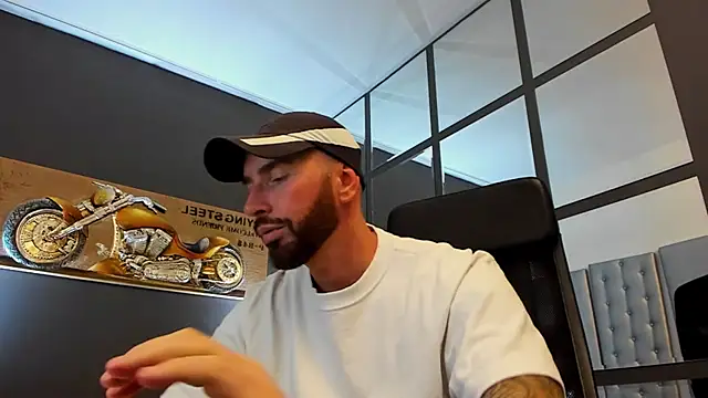 AronGrant online show from 09/24/25, 09:27