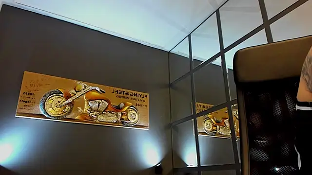 Snapshot of AronGrant chatting on 02/16/26, 11:20 AronGrant online show from 02/16/26, 11:20