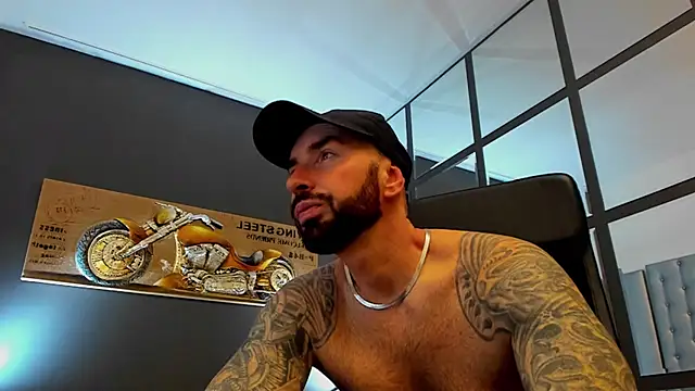 AronGrant online show from 11/18/25, 09:56