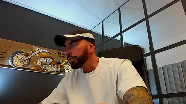 AronGrant online show from 09/23/25, 10:44