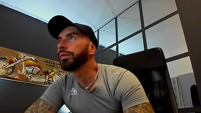 AronGrant online show from 09/28/25, 09:05