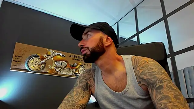 AronGrant online show from 11/22/25, 11:42