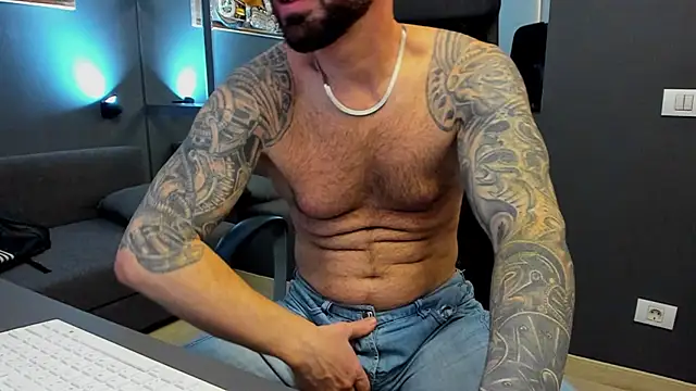 AronGrant online show from 11/29/25, 10:26