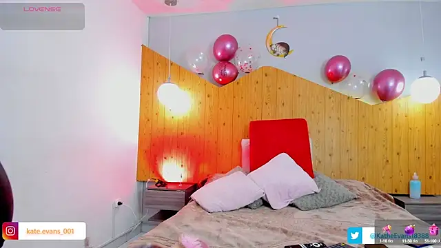 kate evans1 online show from 09/17/25, 06:15