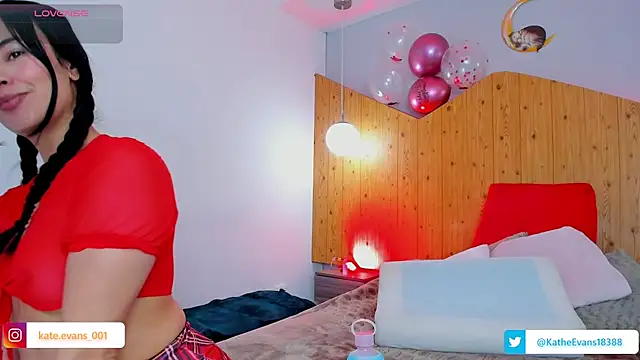 kate evans1 online show from 09/19/25, 10:41