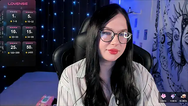 Snapshot of MyNameIsLilith chatting on 03/04/25, 09:32 MyNameIsLilith online show from 03/04/25, 09:32
