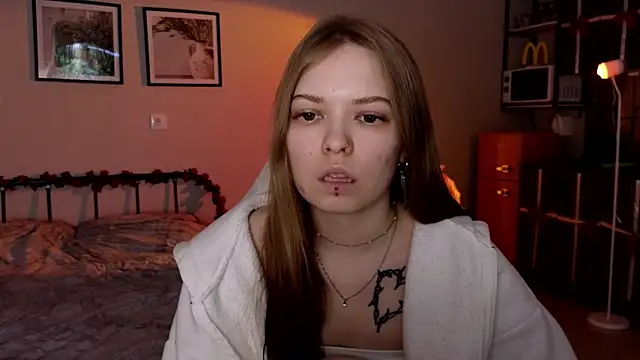 doll lol  online show from 06/07/26, 06:13