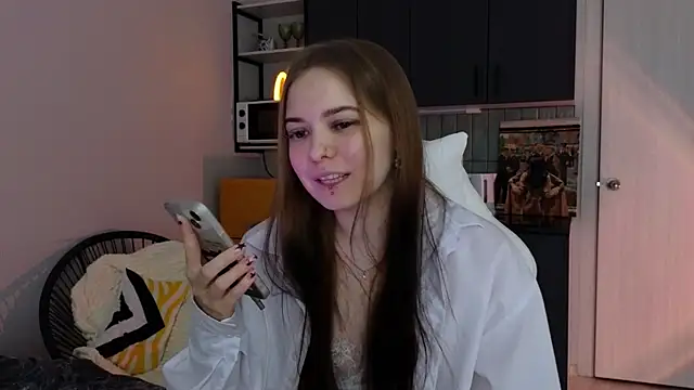 doll lol  online show from 11/27/25, 05:57