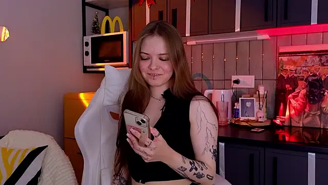 doll lol  online show from 01/18/26, 12:03