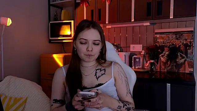 doll lol  online show from 02/17/26, 02:58