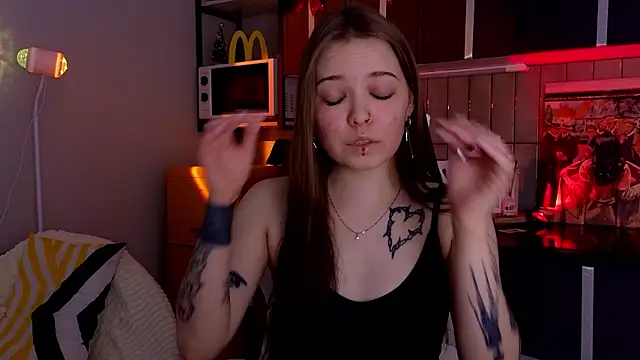 doll lol  online show from 01/15/26, 10:35