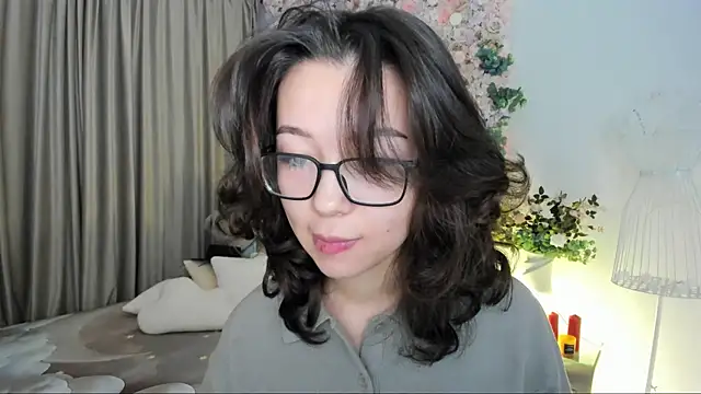 AgnieszkaBanana online show from 11/12/25, 01:21