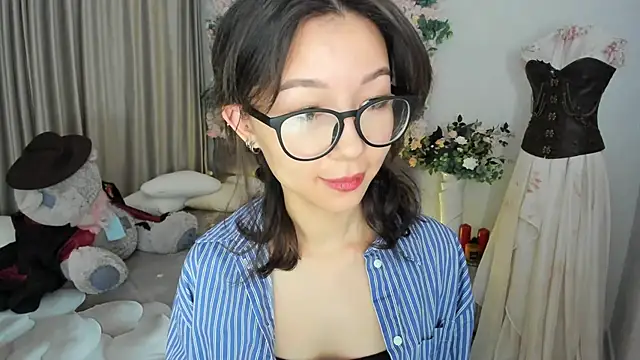 AgnieszkaBanana online show from 11/05/25, 04:04