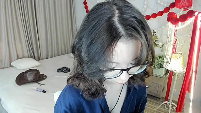 AgnieszkaBanana online show from 05/23/26, 04:11