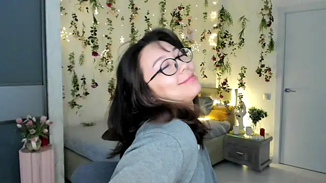 AgnieszkaBanana online show from 04/22/26, 03:13