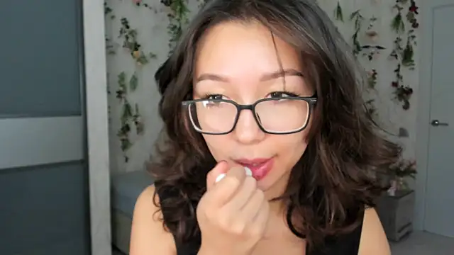 AgnieszkaBanana online show from 11/13/25, 10:19