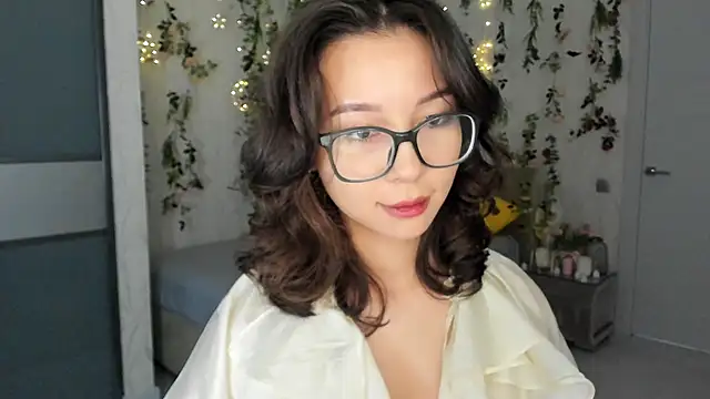 AgnieszkaBanana online show from 11/21/25, 07:13