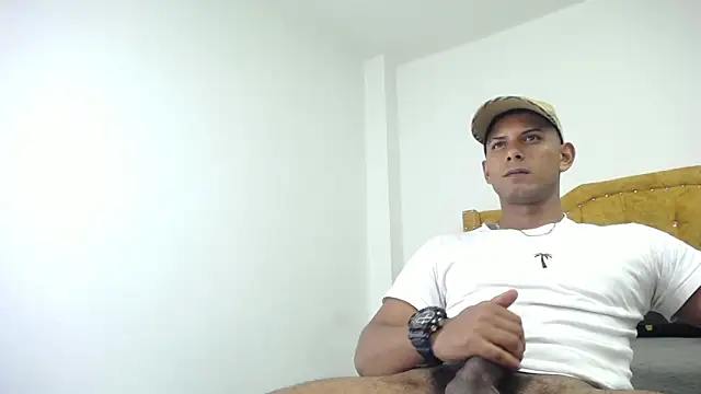 Chris Dick23 online show from 04/14/26, 04:39