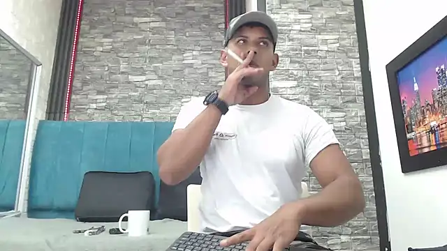 Snapshot of Chris_Dick23 chatting on 11/28/25, 03:50 Chris Dick23 online show from 11/28/25, 03:50