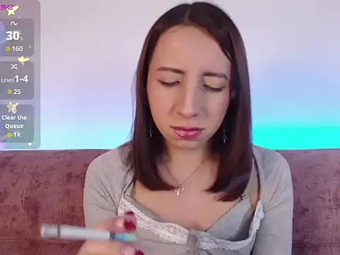 Miiaa doll online show from 02/17/26, 01:36