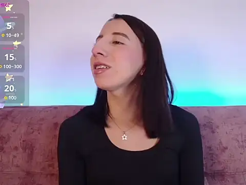 Miiaa doll online show from 12/18/25, 02:16