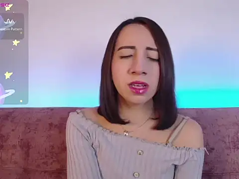 Miiaa doll online show from 12/23/25, 02:00