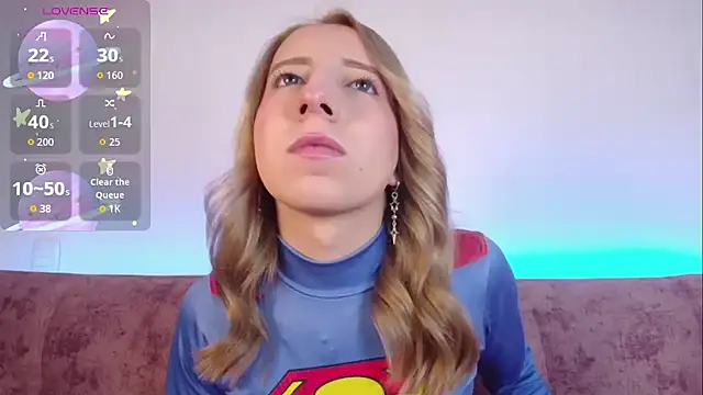 Miiaa doll online show from 10/22/25, 12:32