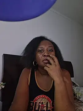 Lucylin12 online show from 04/06/26, 02:51