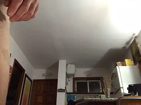 Snapshot of Dicksexhandjob chatting on 12/23/24, 11:28 Dicksexhandjob online show from 12/23/24, 11:28