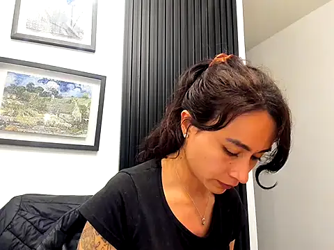 reme ark23 online show from 11/22/25, 03:27