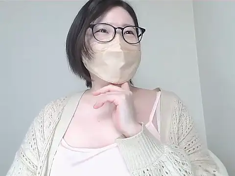  NOA-chan  online show from 05/23/26, 03:11