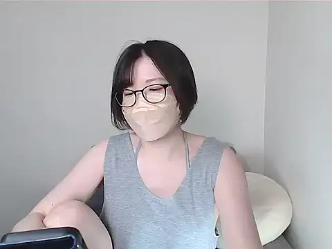  NOA-chan  online show from 09/20/25, 03:17