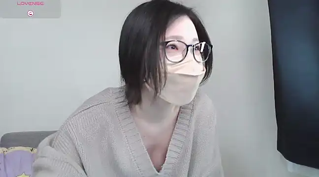  NOA-chan  online show from 02/22/25, 03:47