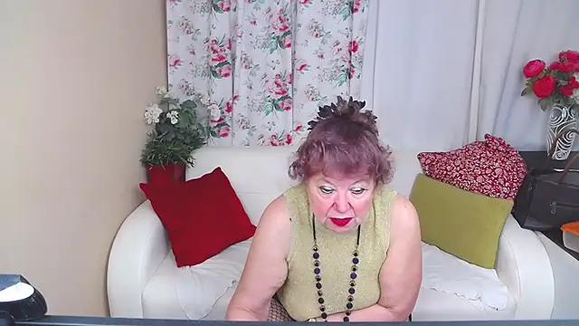 YourHotGranny online show from 03/20/25, 11:05