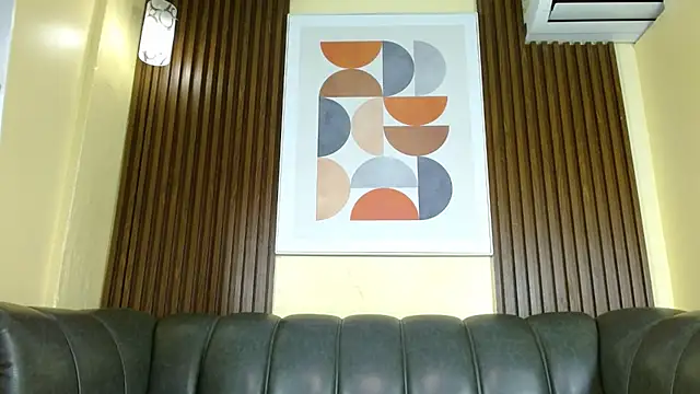 Nicole Ramires online show from 02/04/26, 05:19