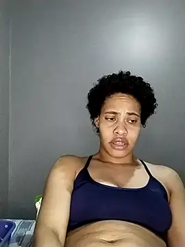 Snapshot of Su_Duarte_1 chatting on 10/09/25, 02:34 Su Duarte 1 online show from 10/09/25, 02:34
