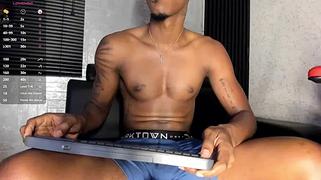 Lil Curved online show from 10/12/25, 11:33