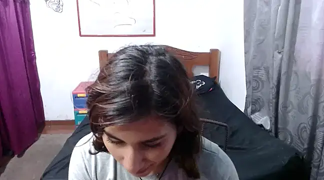 LadyMilk003 online show from 02/05/25, 03:31