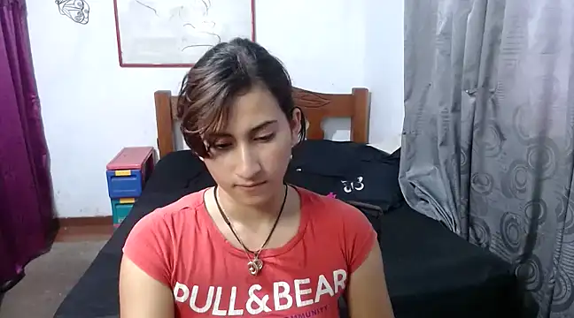 LadyMilk003 online show from 02/03/25, 06:49