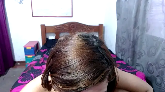 LadyMilk003 online show from 09/27/25, 04:35
