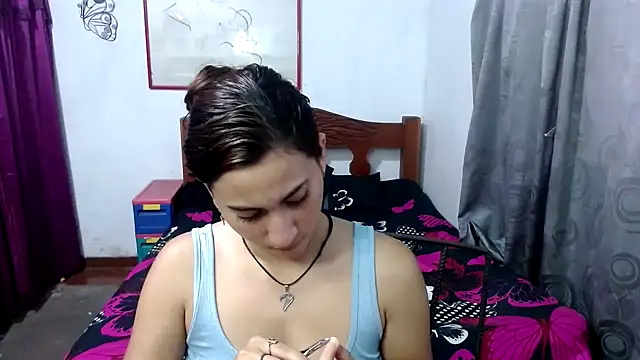 LadyMilk003 online show from 10/04/25, 02:29