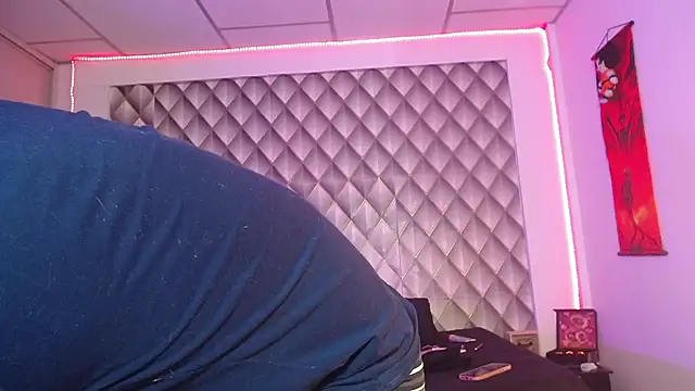 CoupleSwingerLatin online show from 06/06/26, 10:04