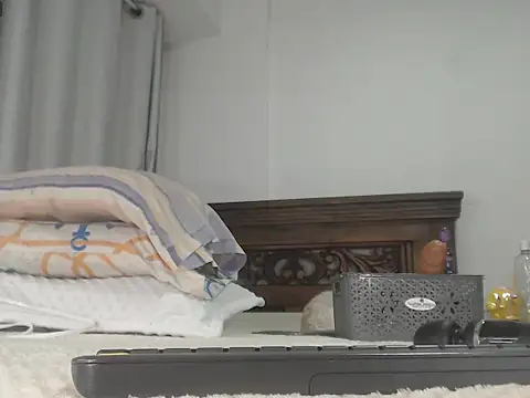 Karentatiana  online show from 03/08/26, 11:41