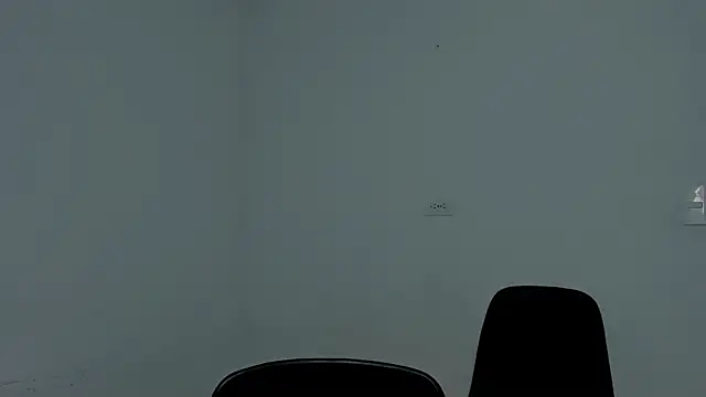 Miaa Garcia online show from 10/28/25, 09:25