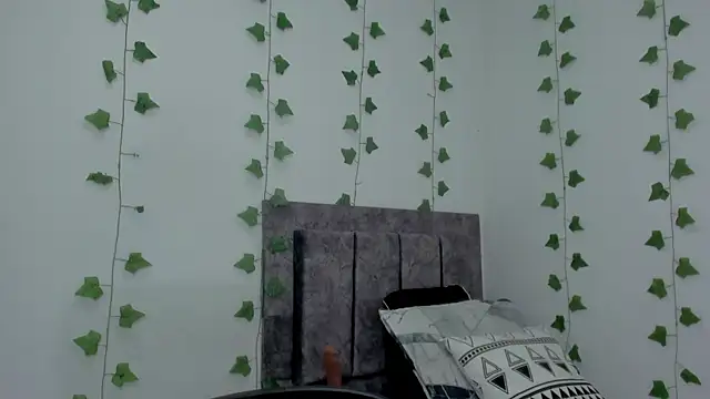 Snapshot of Miaa_Garcia chatting on 05/16/26, 09:25 Miaa Garcia online show from 05/16/26, 09:25