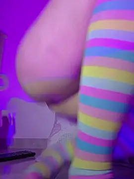 CamilaVenz online show from 04/08/26, 10:22