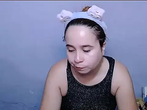 SubLayla01 online show from 11/19/25, 05:57