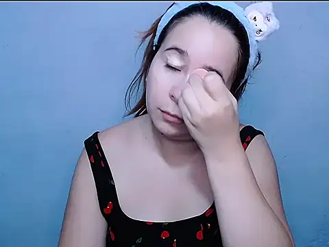 SubLayla01 online show from 10/06/25, 06:19