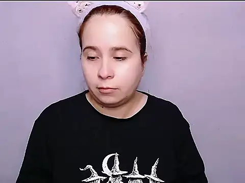 SubLayla01 online show from 10/24/25, 05:12