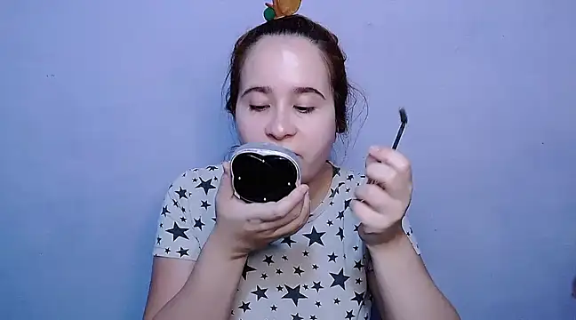 SubLayla01 online show from 02/19/25, 06:00